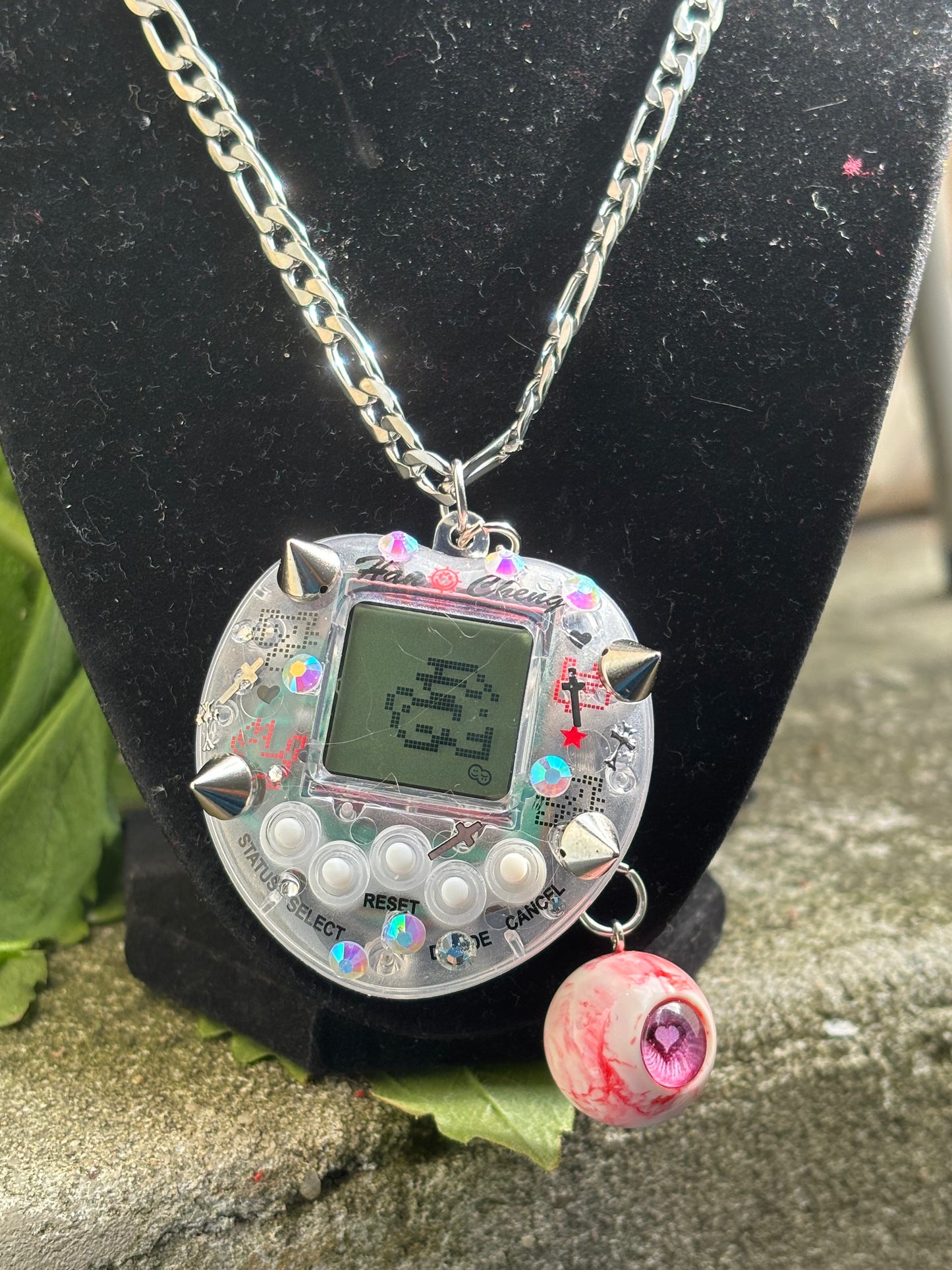 ✦ ANGEL.exe TAMAGOTCHI NECKLACE ✦